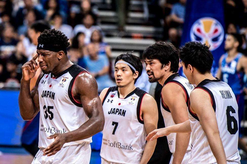 上海篮球vs日本队