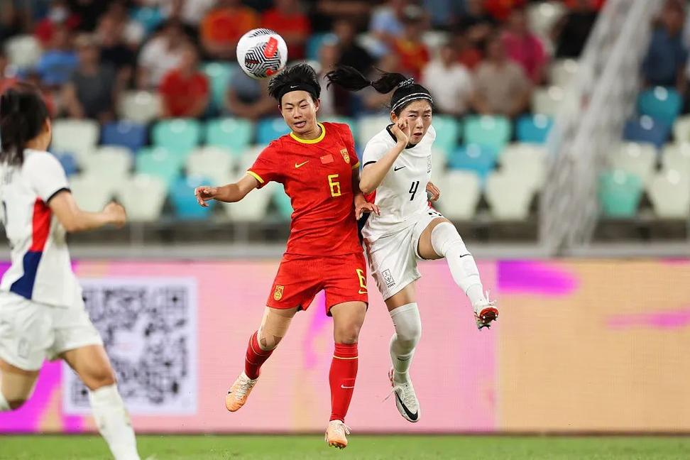 女足中国vs韩国教练表情