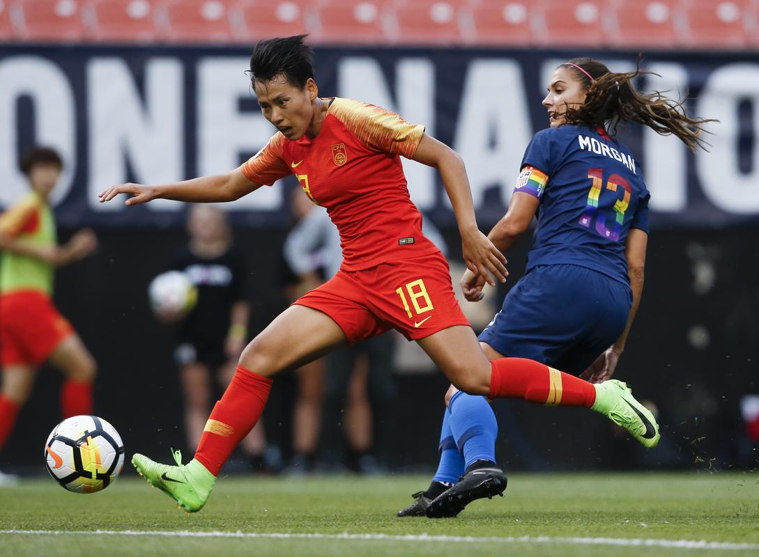 中国女足vs美国视频的相关图片